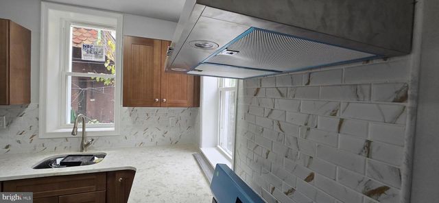 1411 W LOUDON ST, Philadelphia, PA 19141