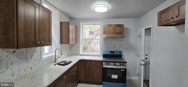 1411 W LOUDON ST, Philadelphia, PA 19141