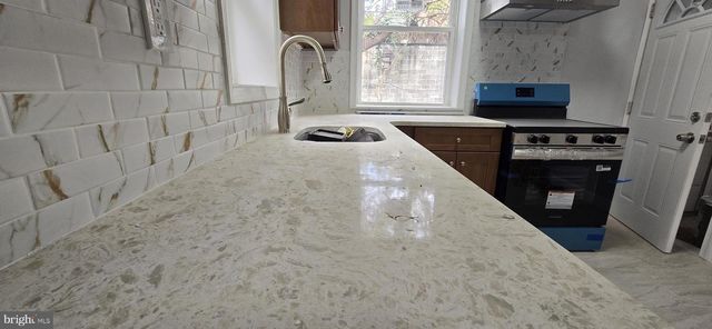 1411 W LOUDON ST, Philadelphia, PA 19141