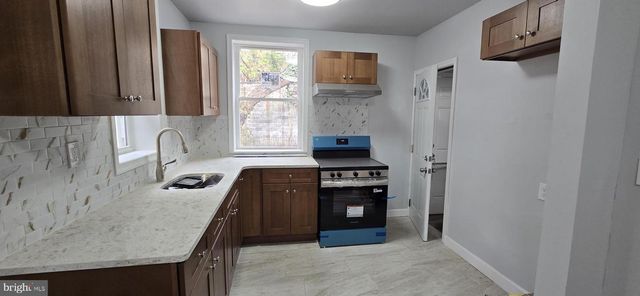 1411 W LOUDON ST, Philadelphia, PA 19141