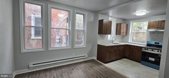 1411 W LOUDON ST, Philadelphia, PA 19141