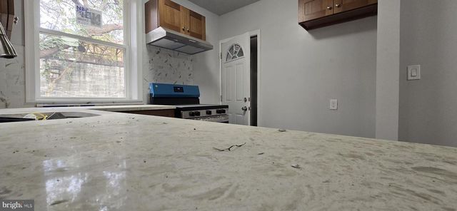 1411 W LOUDON ST, Philadelphia, PA 19141