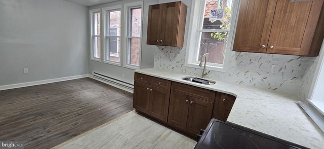 1411 W LOUDON ST, Philadelphia, PA 19141