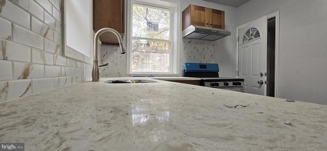 1411 W LOUDON ST, Philadelphia, PA 19141