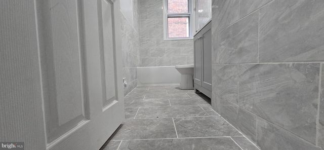 1411 W LOUDON ST, Philadelphia, PA 19141