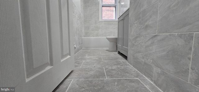 1411 W LOUDON ST, Philadelphia, PA 19141