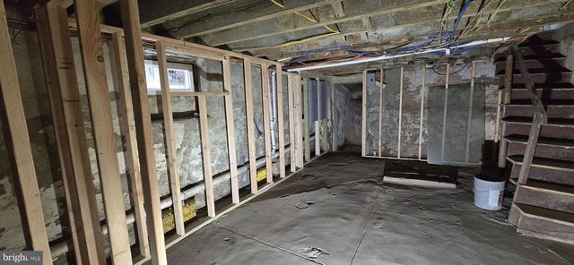 1411 W LOUDON ST, Philadelphia, PA 19141