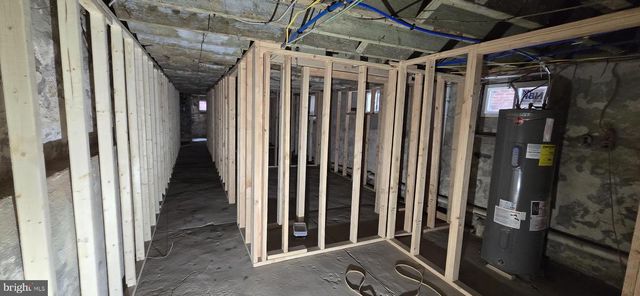 1411 W LOUDON ST, Philadelphia, PA 19141