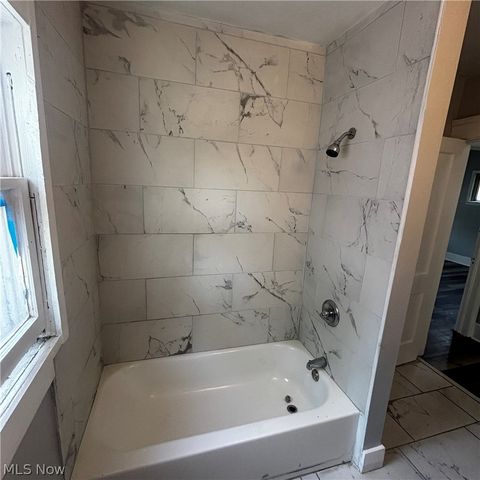 685 E 131st Street, Cleveland, OH 44108