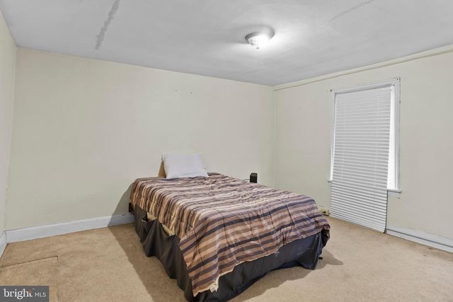 328 N SPRING ST, Middletown, PA 17057