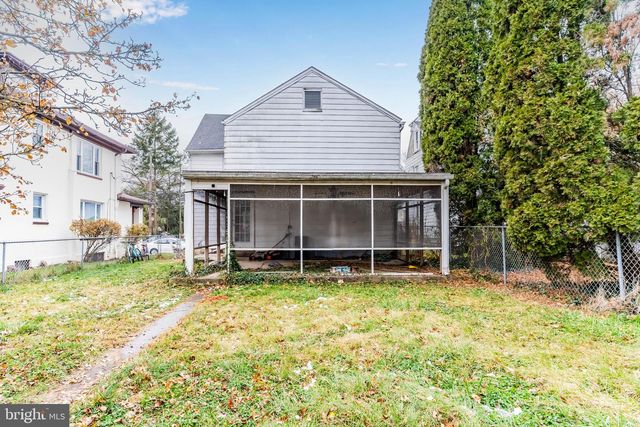 328 N SPRING ST, Middletown, PA 17057