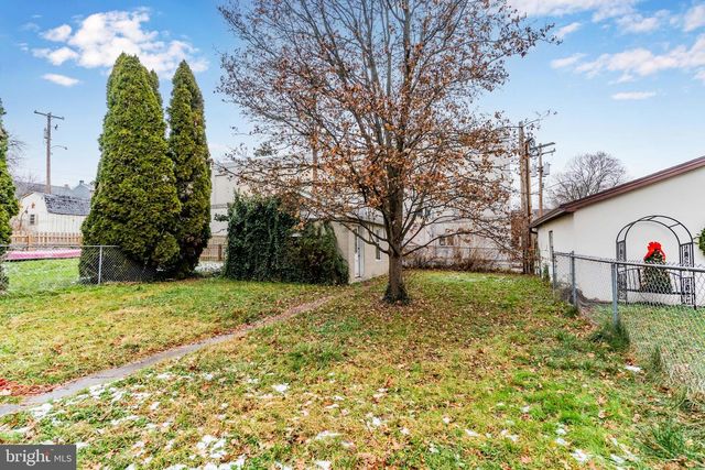 328 N SPRING ST, Middletown, PA 17057