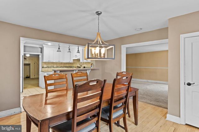 328 N SPRING ST, Middletown, PA 17057