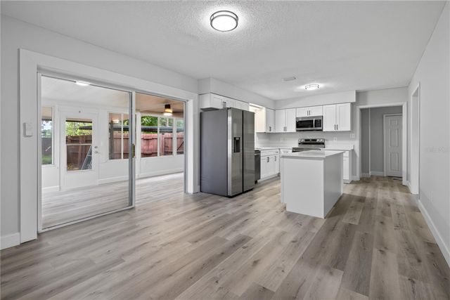 2390 NORTHLAND ROAD, Mount Dora, FL 32757