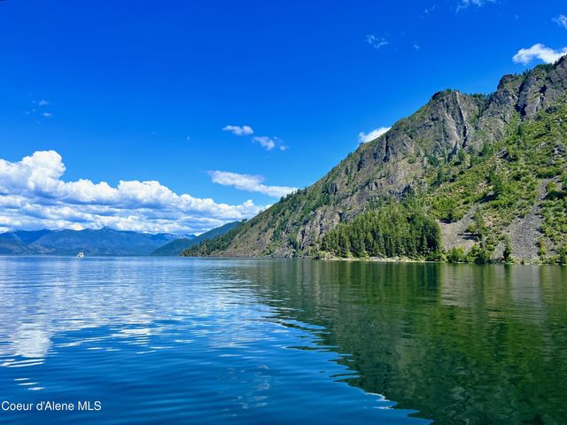 5 Crystal Springs Rd, Sandpoint, ID 83864