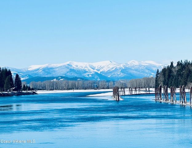 5 Crystal Springs Rd, Sandpoint, ID 83864