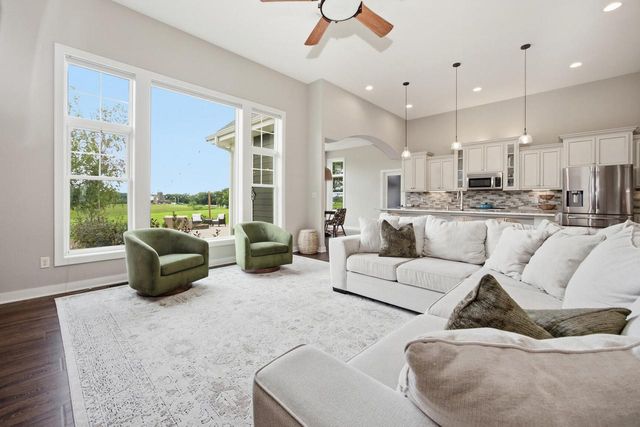 S84W33185 Brown Bear LANE, Mukwonago, WI 53149