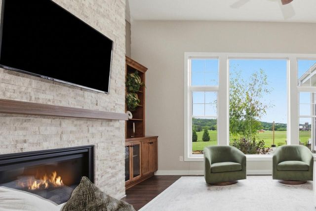 S84W33185 Brown Bear LANE, Mukwonago, WI 53149