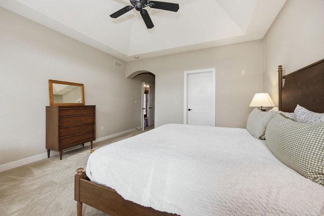 S84W33185 Brown Bear LANE, Mukwonago, WI 53149