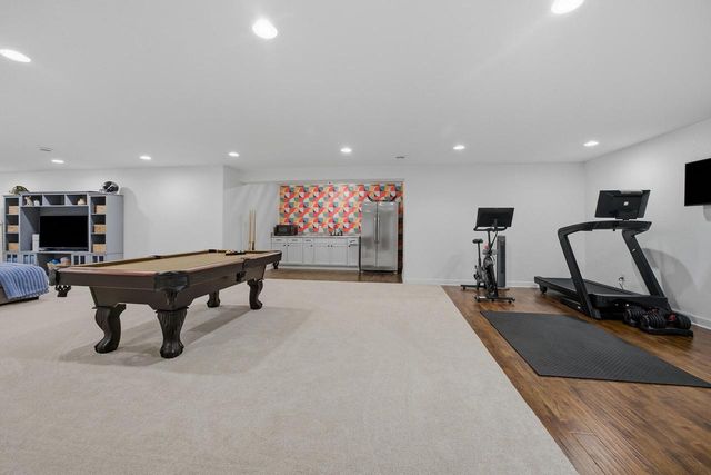 S84W33185 Brown Bear LANE, Mukwonago, WI 53149