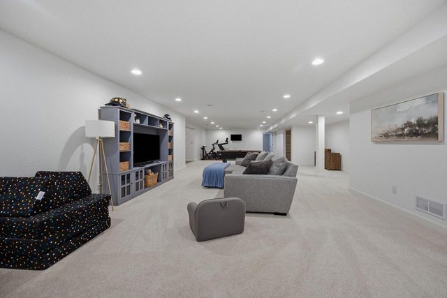 S84W33185 Brown Bear LANE, Mukwonago, WI 53149