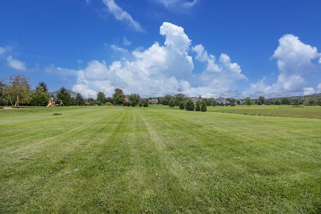 S84W33185 Brown Bear LANE, Mukwonago, WI 53149