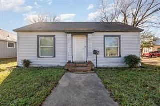 1713 Sycamore Street, Commerce, TX 75428