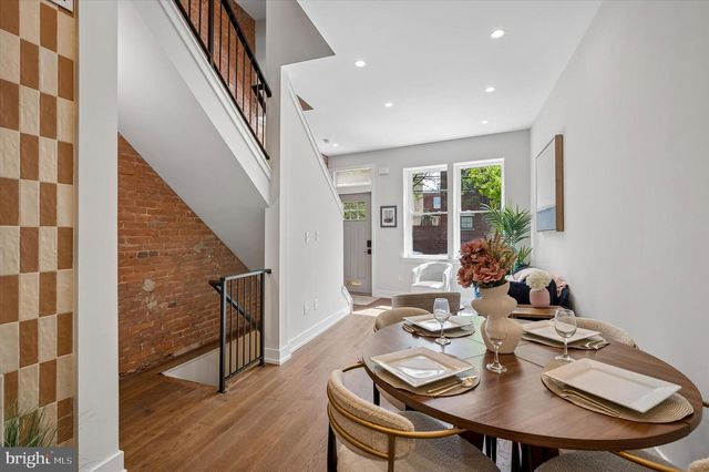 527 CHRISTIAN ST, Philadelphia, PA 19147