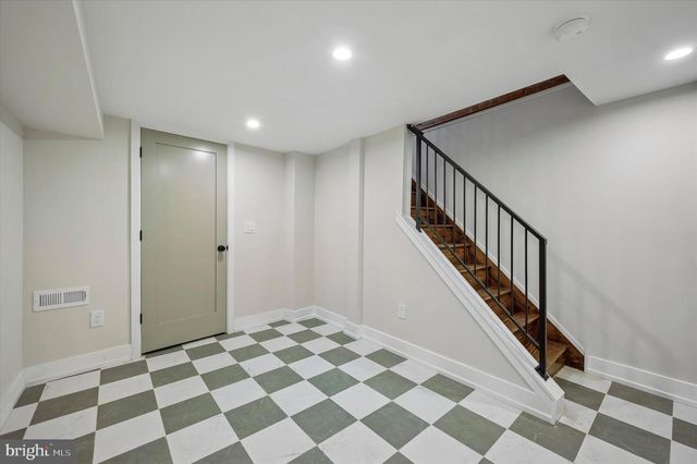 527 CHRISTIAN ST, Philadelphia, PA 19147