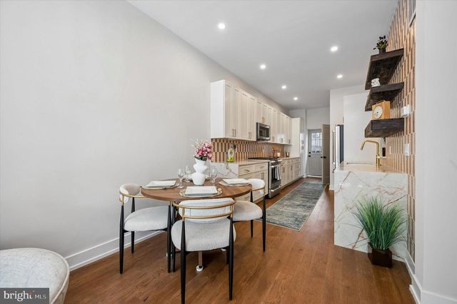 527 CHRISTIAN ST, Philadelphia, PA 19147