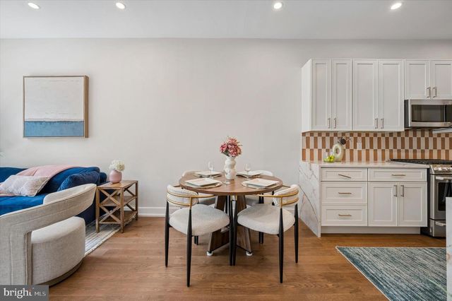 527 CHRISTIAN ST, Philadelphia, PA 19147