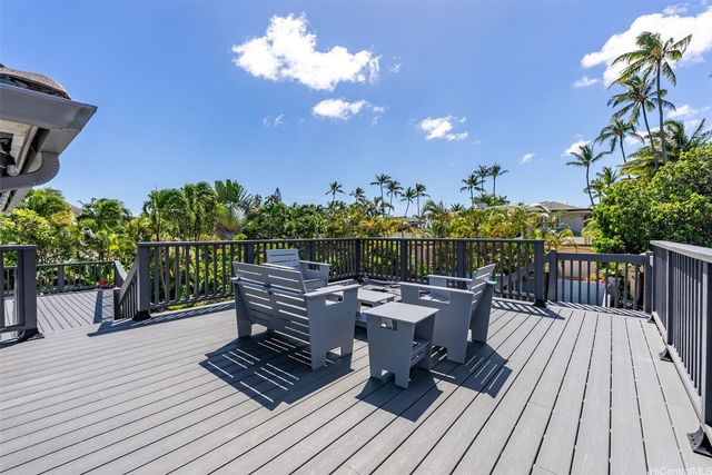 243 Portlock Road, Honolulu, HI 96825