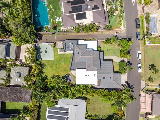 243 Portlock Road, Honolulu, HI 96825