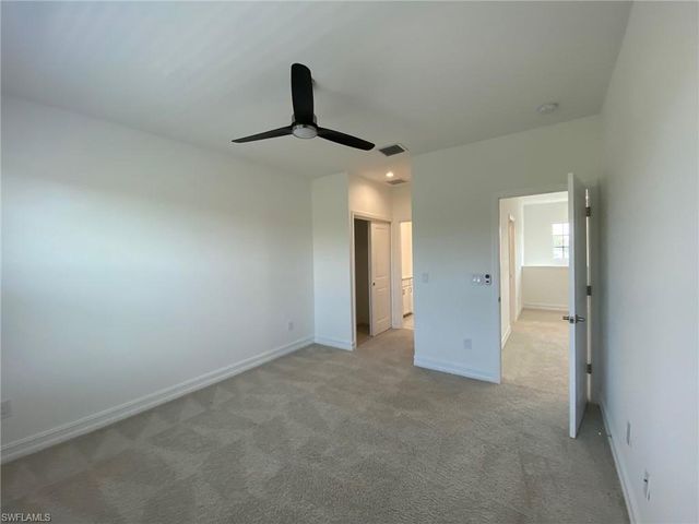 7530 Rockefeller DR, Naples, FL 34119