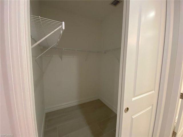 7530 Rockefeller DR, Naples, FL 34119