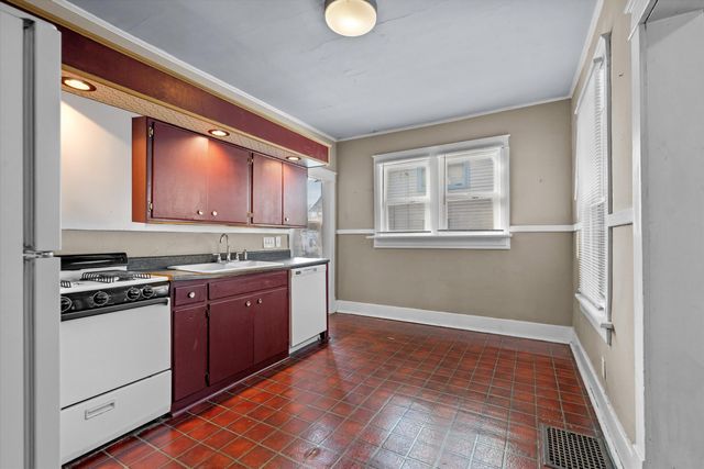 415 N 9TH ST, Columbia, MO 65201