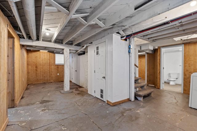 415 N 9TH ST, Columbia, MO 65201