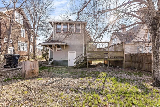 415 N 9TH ST, Columbia, MO 65201