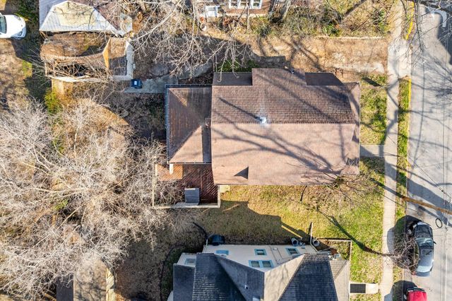 415 N 9TH ST, Columbia, MO 65201