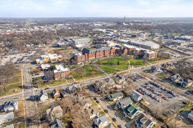 415 N 9TH ST, Columbia, MO 65201