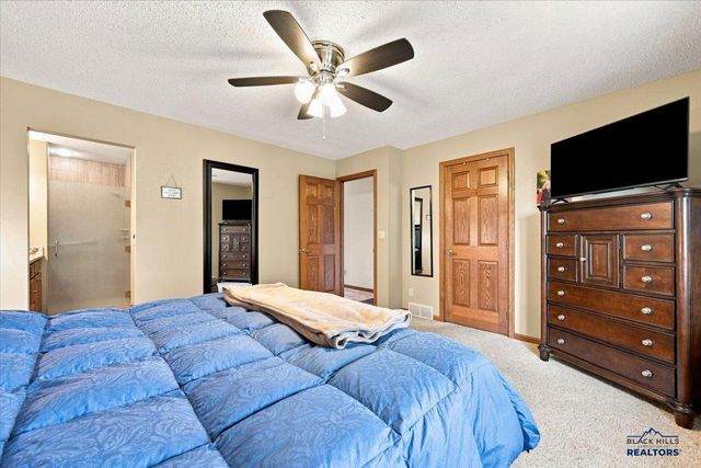 250 FAIRWAY DR, Spearfish, SD 57783