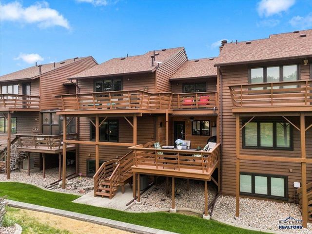 250 FAIRWAY DR, Spearfish, SD 57783