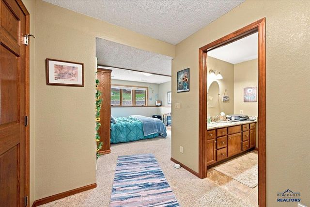 250 FAIRWAY DR, Spearfish, SD 57783