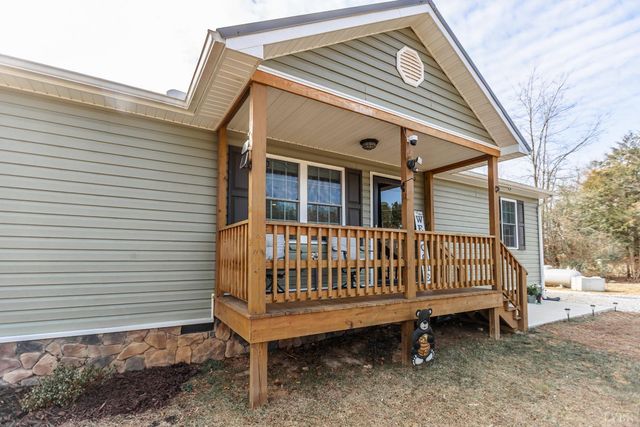 898 Spruce Dr., Pamplin, VA 23958