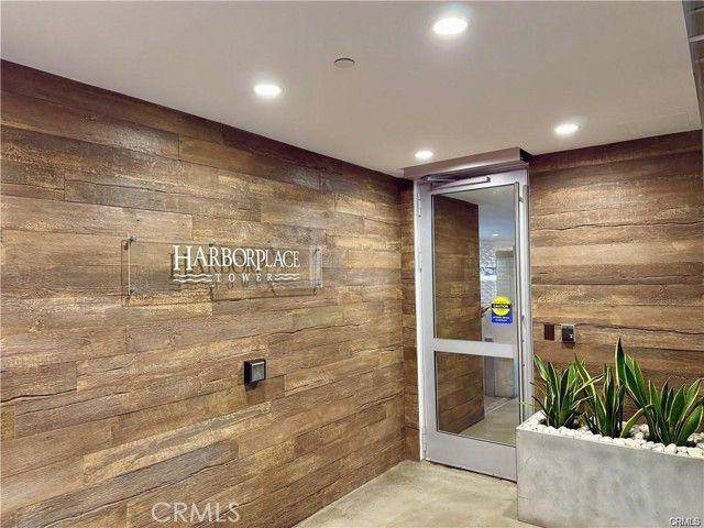 525 E Seaside Way 308, Long Beach, CA 90802