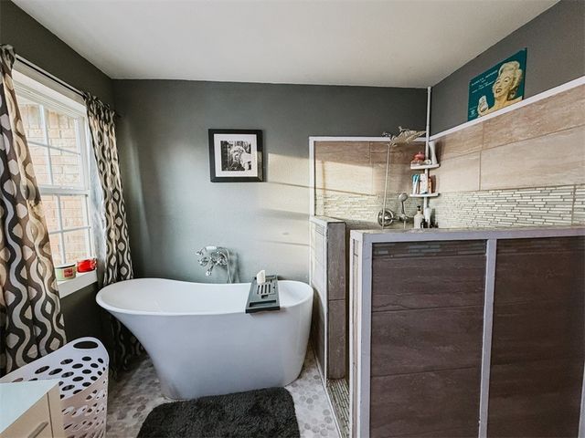 1203 E College Avenue, Berryville, AR 72616