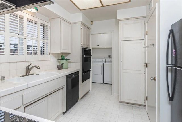 8127 Grove Street, Sunland, CA 91040