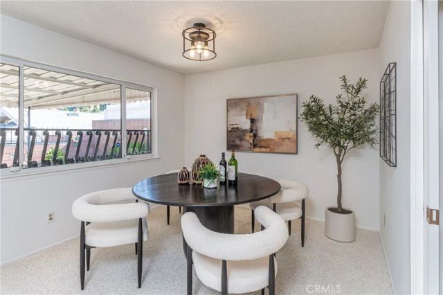 8127 Grove Street, Sunland, CA 91040