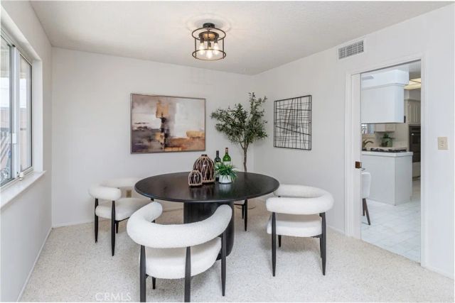 8127 Grove Street, Sunland, CA 91040