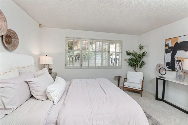 8127 Grove Street, Sunland, CA 91040